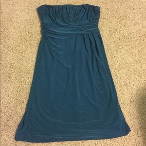 Ladies strapless The Limited dress